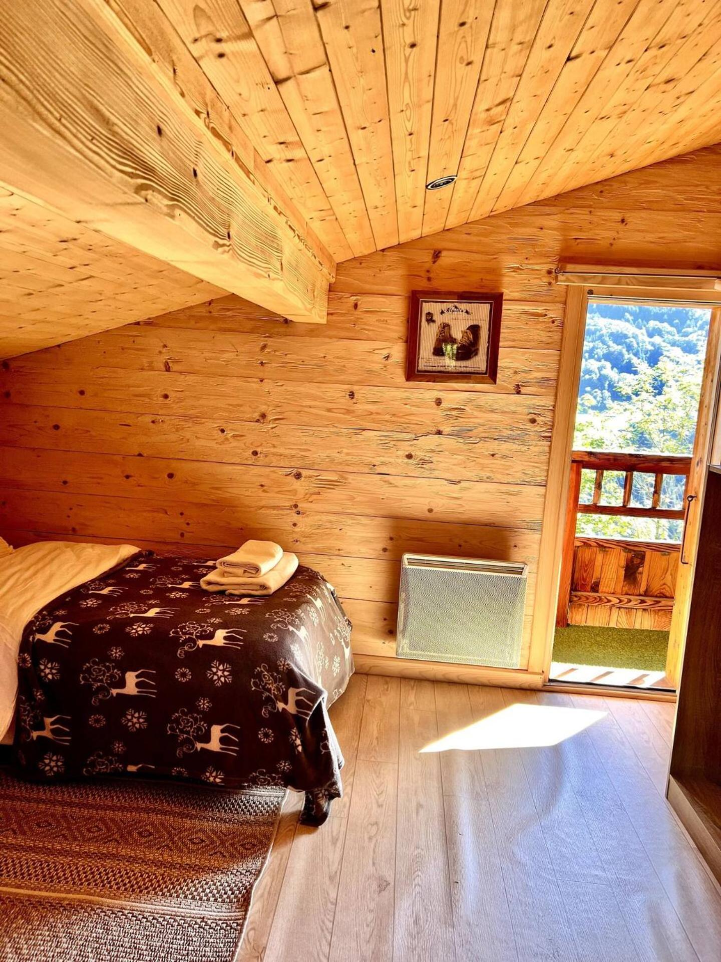 Charming Family Chalet For 8 People, With Private Hot Tub Les Clefs Esterno foto