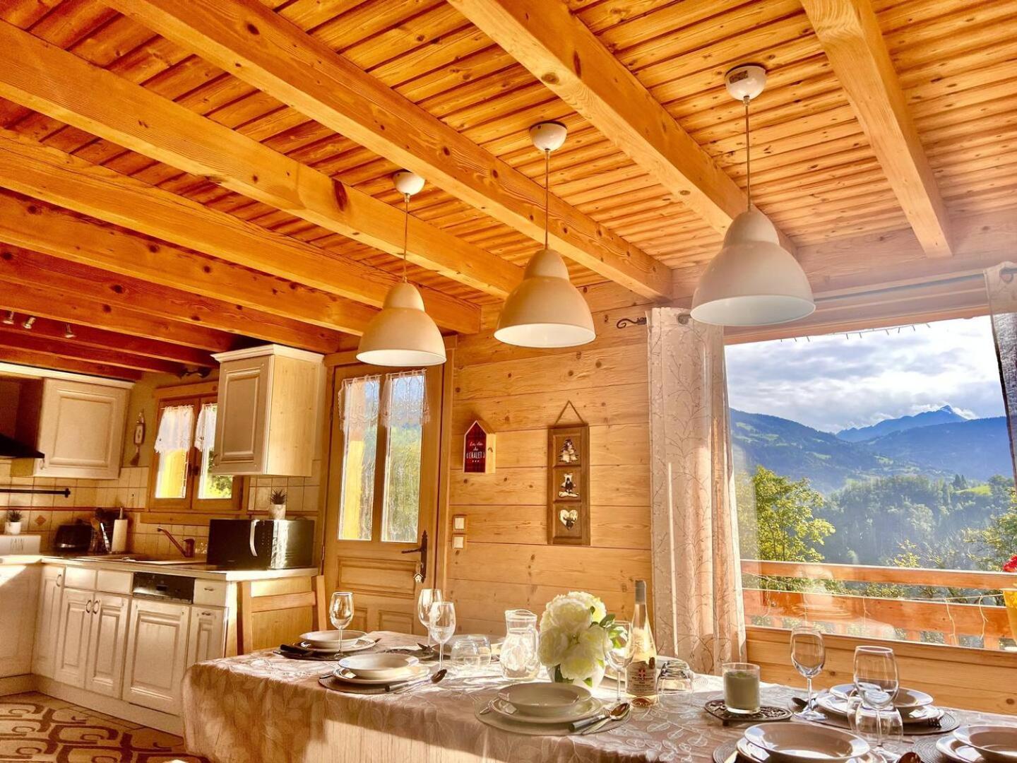 Charming Family Chalet For 8 People, With Private Hot Tub Les Clefs Esterno foto
