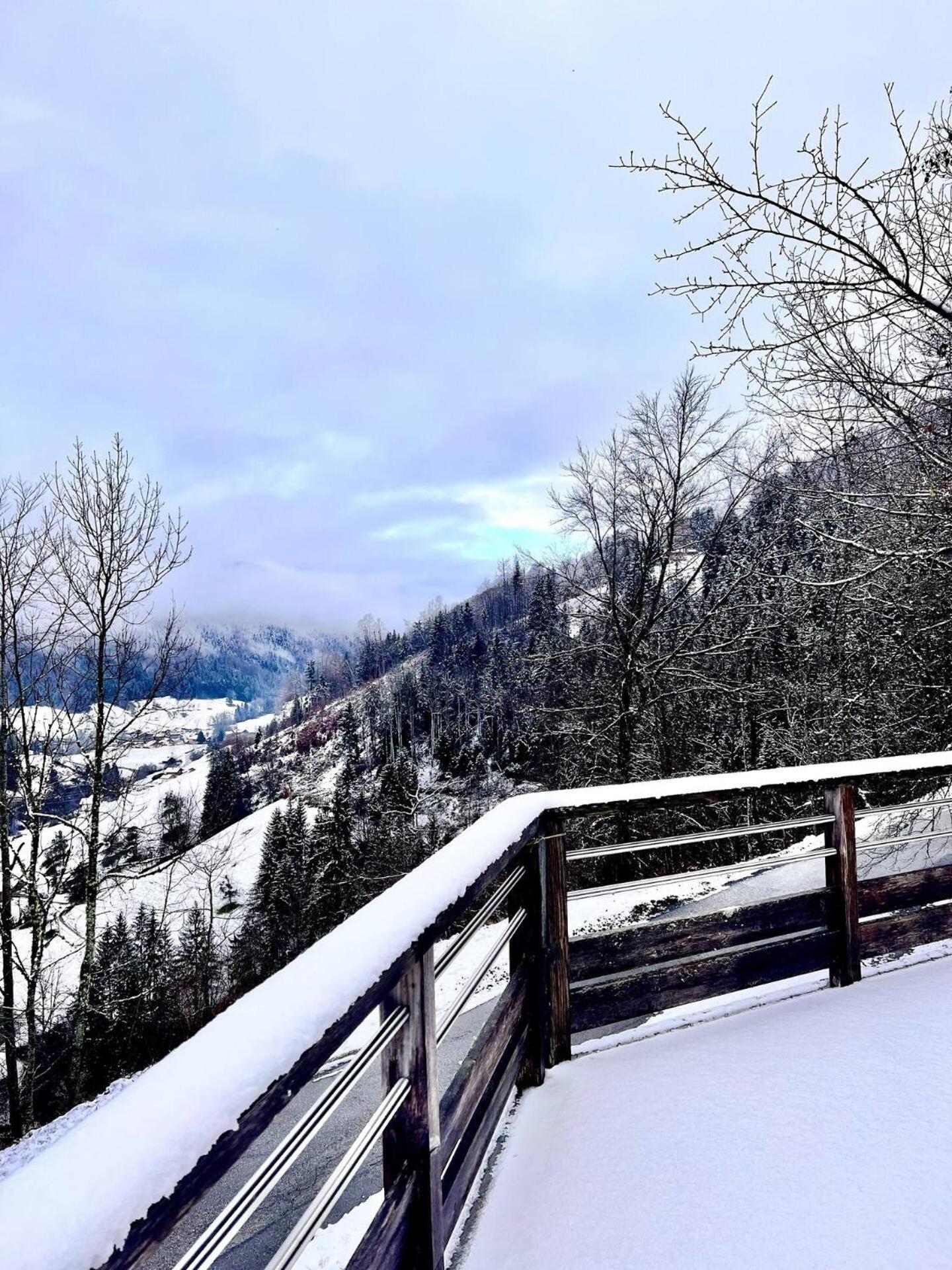 Charming Family Chalet For 8 People, With Private Hot Tub Les Clefs Esterno foto